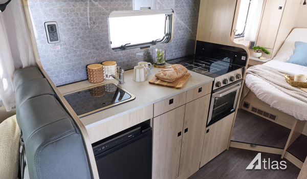 Motorhome – 4 berth with fixed bed (Automatic)4